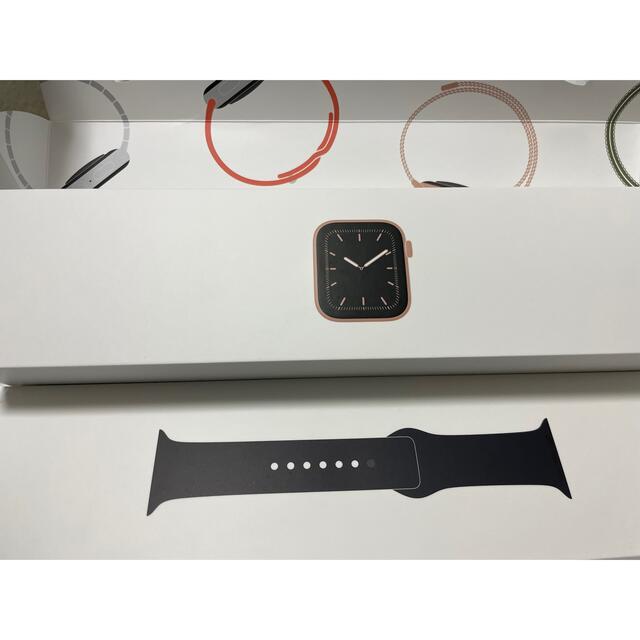 Apple Watch(アップルウォッチ)の美品AppleWatchSeries5 GPS+Cellularモデル　40mm メンズの時計(腕時計(デジタル))の商品写真