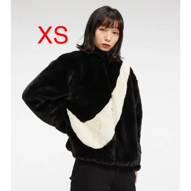 NIKE(ナイキ)のNIKE Women's Faux Fur Jacketフェイクファージャケット レディースのジャケット/アウター(毛皮/ファーコート)の商品写真