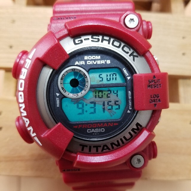 1/8まで】DW-8201GF-4JF フロッグマン RD seven-health.com