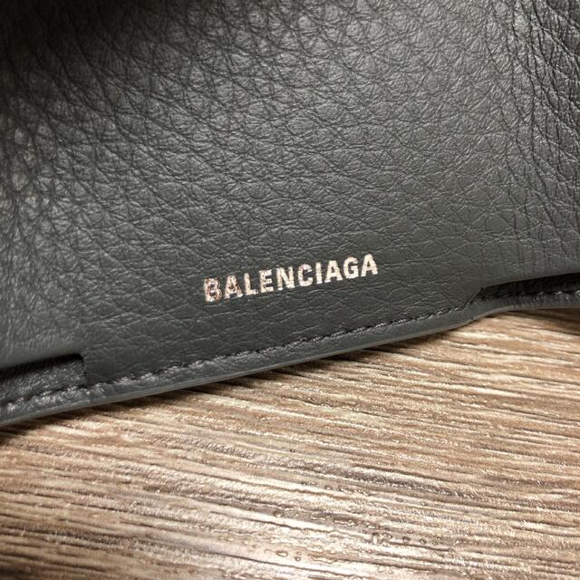 Balenciaga - 未使用 バレンシアガ ペーパー ミニ ウォレット 三つ折り財布 レザーの通販 by Loop｜バレンシアガならラクマ