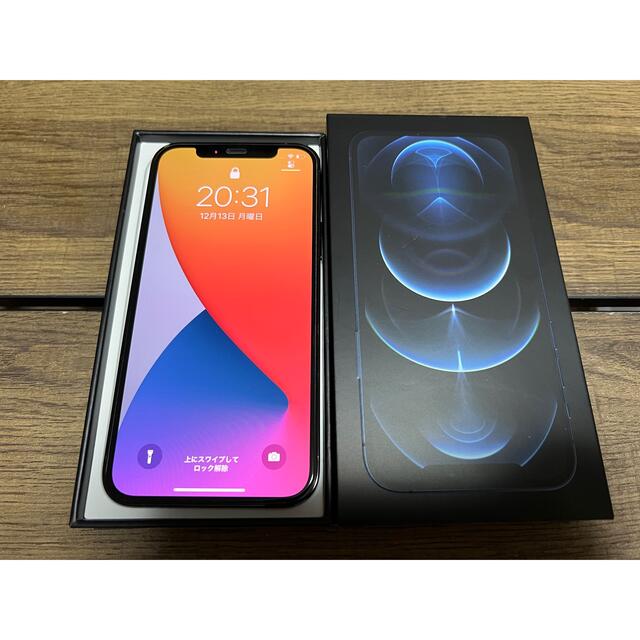 iPhone(アイフォーン)の中古美品 iPhone 12 Pro 256GB パシフィックブルー 香港版 スマホ/家電/カメラのスマートフォン/携帯電話(スマートフォン本体)の商品写真