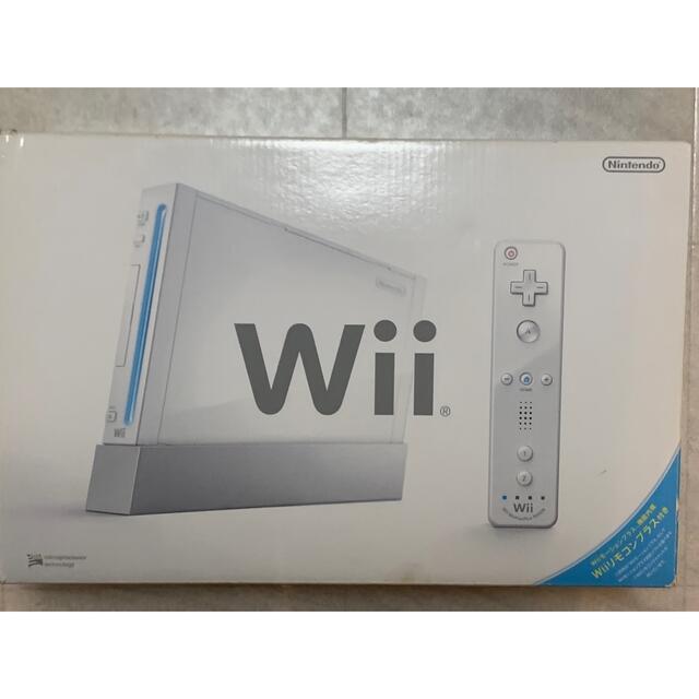 Wii(ウィー)のNintendo Wii RVL-S-WAAG エンタメ/ホビーのゲームソフト/ゲーム機本体(家庭用ゲーム機本体)の商品写真
