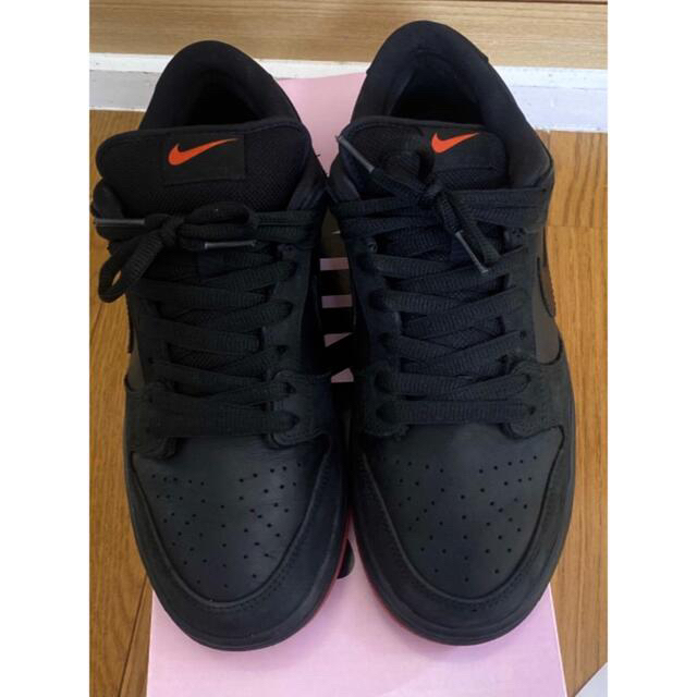 NIKE(ナイキ)のNIKE SB DUNK LOW TRD QS "BLACK PIGEON" メンズの靴/シューズ(スニーカー)の商品写真