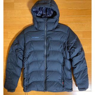 マムート(Mammut)のMAMMUTダウンXERON IN HOODED(ダウンジャケット)