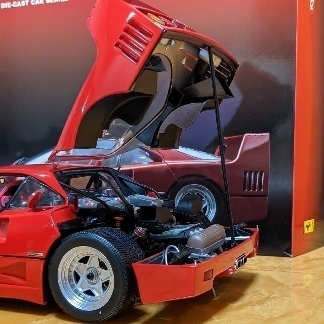 Ferrari(フェラーリ)のフェラリーF40  京商☆°̥࿐💓💞 エンタメ/ホビーのおもちゃ/ぬいぐるみ(ミニカー)の商品写真
