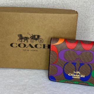 コーチ(COACH)の新品未使用coachチェーン付きカードウォレット(その他)