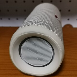 JBL FLIP4 WHITE Bluetoothスピーカー防水の通販 by タント's shop｜ラクマ