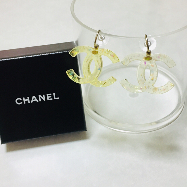 オーロライヤリング CHANEL