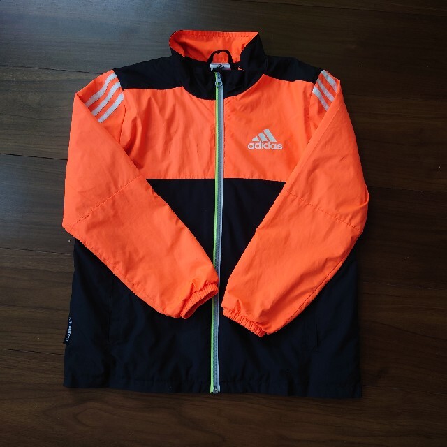 adidas(アディダス)のジャンパー 130cm キッズ/ベビー/マタニティのキッズ服男の子用(90cm~)(ジャケット/上着)の商品写真