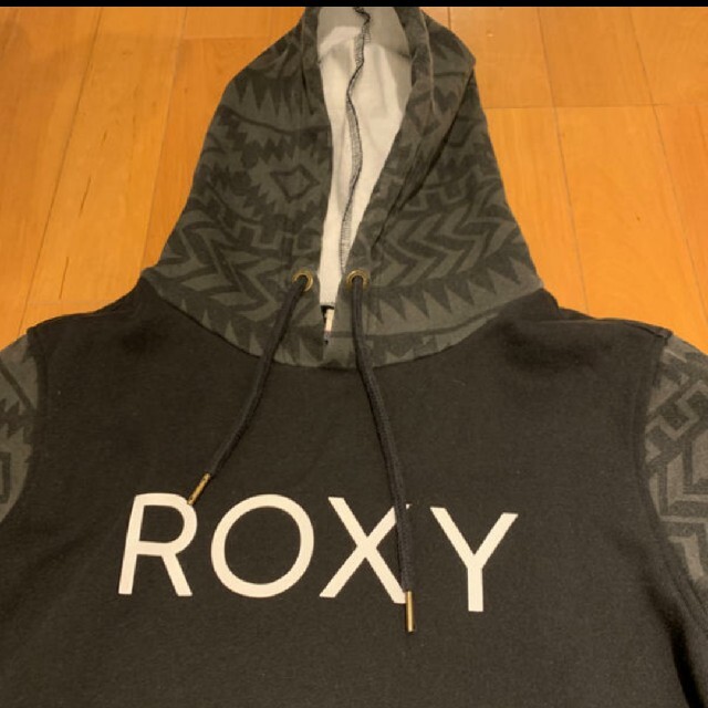 Roxy(ロキシー)のROXY 撥水 トレーナー フード パーカー スポーツ/アウトドアのスノーボード(ウエア/装備)の商品写真