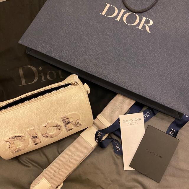 Christian Dior(クリスチャンディオール)のディオール Dior Daniel Arsham roller ショルダーバッグ メンズのバッグ(ショルダーバッグ)の商品写真