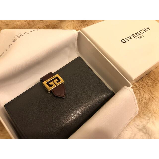 GIVENCHY(ジバンシィ)のGIVENCHI 財布 レディースのファッション小物(財布)の商品写真