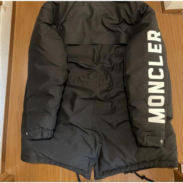 MONCLER(モンクレール)のモンクレール　ダウン　 メンズのジャケット/アウター(ダウンジャケット)の商品写真