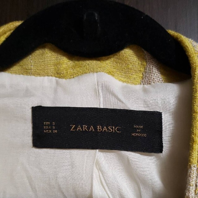 ZARA(ザラ)の新品未使用！　イエロー　ジャガード　コート レディースのジャケット/アウター(ロングコート)の商品写真