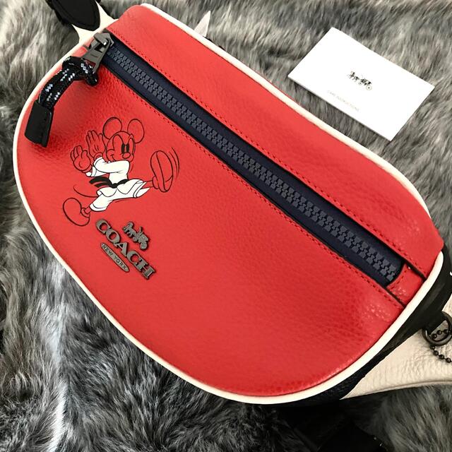 ★限定品‼︎新品 COACH ×Disney コラボ コーチ ボディバッグ レッド