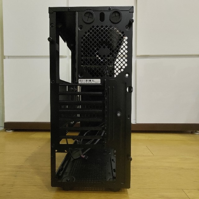 送料込 InWin BWR146 ATXケース DVD書込 キーボード マウス スマホ/家電/カメラのPC/タブレット(PCパーツ)の商品写真