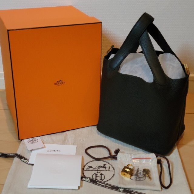 ✨新品・未使用✨【HERMES】ノワール★ピコタンロック18PMハンドバッグ