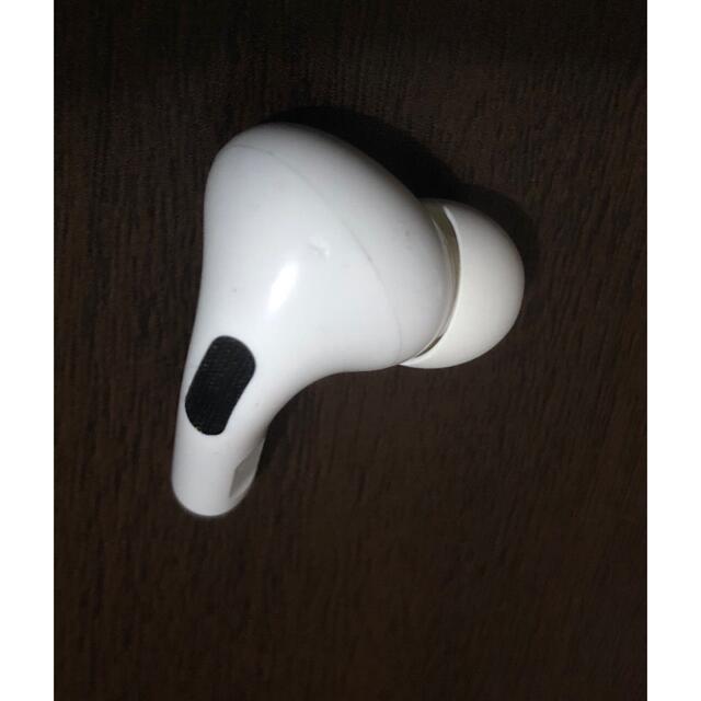 Apple(アップル)のApple正規品 AirPods pro 左耳と右耳 スマホ/家電/カメラのスマホアクセサリー(ストラップ/イヤホンジャック)の商品写真