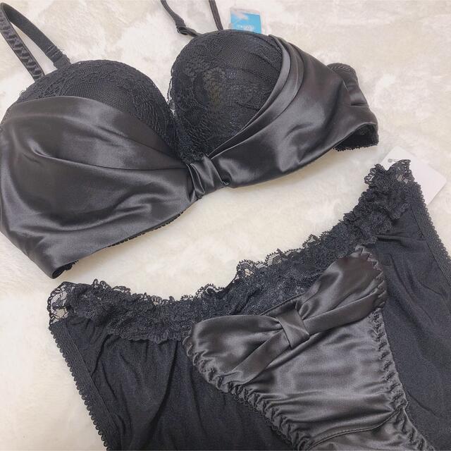 新品♡flan de lingerie♡ブラ＆ショーツセット レディースの下着/アンダーウェア(ブラ&ショーツセット)の商品写真