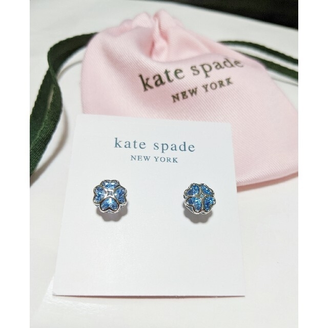 kate spade new york(ケイトスペードニューヨーク)のNEW【新品】kate spadeケイトスペード ピアス（ライトサファイア） レディースのアクセサリー(ピアス)の商品写真