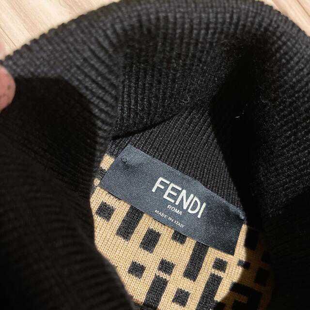 FENDI(フェンディ)の専用ページ　今季FENDIニットセーター メンズのトップス(ニット/セーター)の商品写真