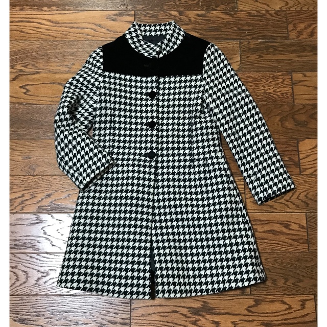 COMME CA DU MODE(コムサデモード)のコムサデモード　コート　130センチ キッズ/ベビー/マタニティのキッズ服女の子用(90cm~)(コート)の商品写真