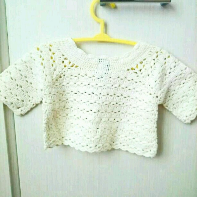 babyGAP(ベビーギャップ)のbabygap 白レースカーディガン キッズ/ベビー/マタニティのベビー服(~85cm)(カーディガン/ボレロ)の商品写真