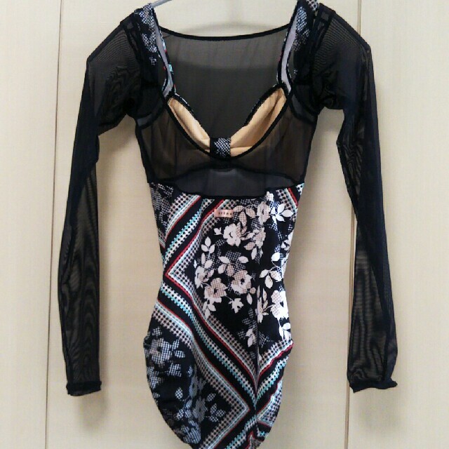 新品 stina スティナ typeL water flower レオタード S-