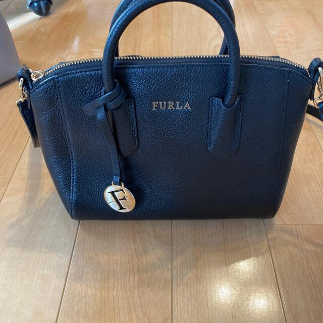 FURLA ショルダーバック