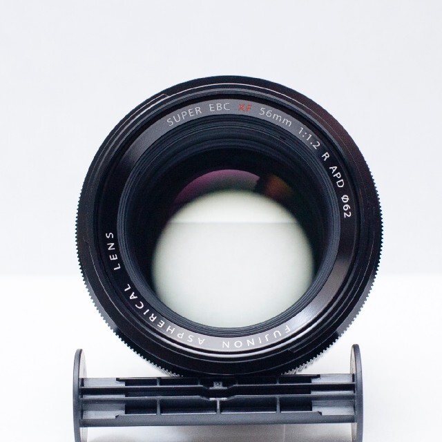 富士フイルム(フジフイルム)のへいちゃんさん専用　FUJINON XF56mm F1.2 R APD スマホ/家電/カメラのカメラ(レンズ(単焦点))の商品写真