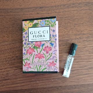 グッチ(Gucci)のGUCCI フローラ ゴージャス ガーデニア オードパルファム(香水(女性用))