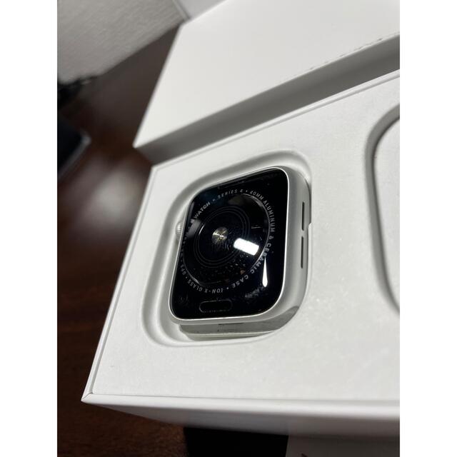 Apple Watch(アップルウォッチ)のApplewatch4 40mm GPSモデル バッテリー残量90％！美品！ スマホ/家電/カメラのスマートフォン/携帯電話(スマートフォン本体)の商品写真