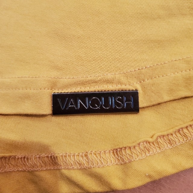 VANQUISH(ヴァンキッシュ)のyuta様専用　VANQUISH TRIUMPH YELLOW Tシャツ メンズのトップス(Tシャツ/カットソー(半袖/袖なし))の商品写真
