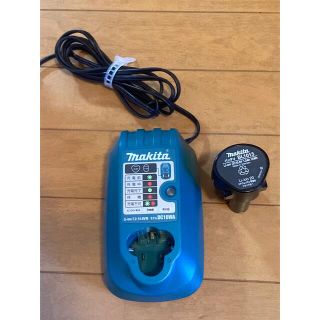 マキタ(Makita)のマキタ　10.8vバッテリー　充電器セット(工具)