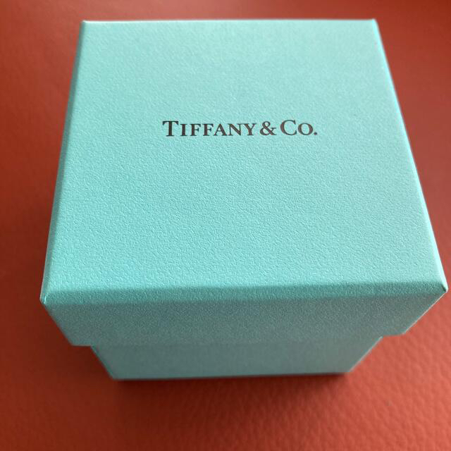 Tiffany & Co.(ティファニー)のティファニーT ホワイトゴールドリング　9号★百貨店購入 レディースのアクセサリー(リング(指輪))の商品写真