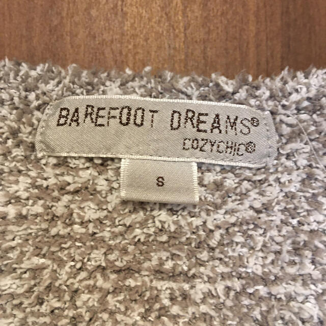 BAREFOOT DREAMS(ベアフットドリームス)のBAREFOOT ベアフット　ニット　ロングカーディガン レディースのトップス(ニット/セーター)の商品写真