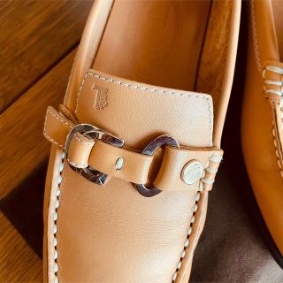 トッズ(TOD'S)のTOD'S ドライビングシューズ(ローファー/革靴)