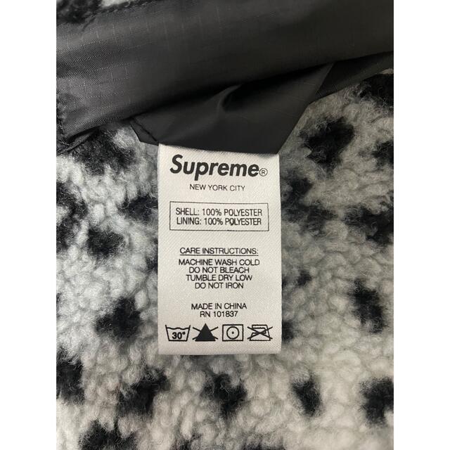 Supreme(シュプリーム)のSupreme Leopard Fleece Reversible フリース メンズのジャケット/アウター(ブルゾン)の商品写真