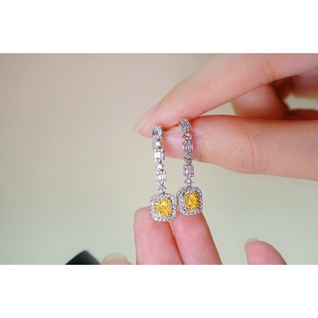 訳あり 天然イエローダイヤモンドピアス0.9ct k18の通販 by 天然