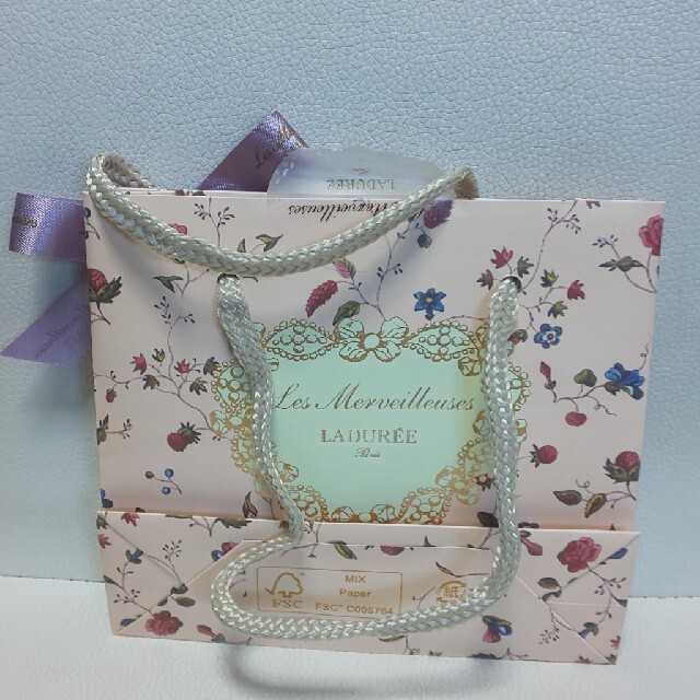 LADUREE(ラデュレ)のショップ袋LADUREE レディースのバッグ(ショップ袋)の商品写真
