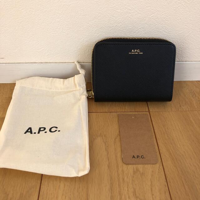 A.P.C(アーペーセー)の新品未使用 A.P.C. Emmanuelle コンパクトウォレット 財布 レディースのファッション小物(財布)の商品写真