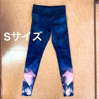 エイチアンドエム(H&M)のH&M ヨガレギンス　Sサイズ(ヨガ)