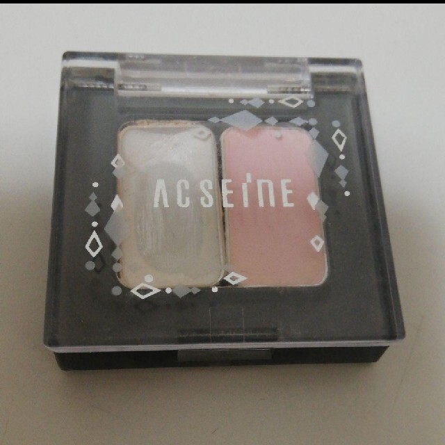 ACSEINE(アクセーヌ)のアクセーヌ　ブライトニングアイベース　目もと用メイクアップベース　限定色　非売品 コスメ/美容のスキンケア/基礎化粧品(アイケア/アイクリーム)の商品写真