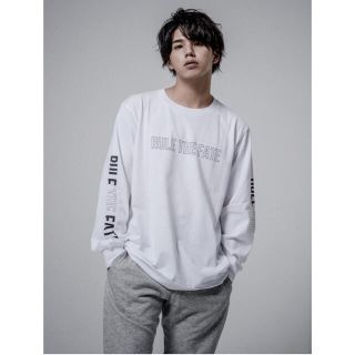 RULE THE FATE LOGO long sleeve T-shirtの通販 by ria's shop｜ラクマ