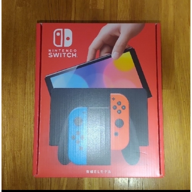 Nintendo Switch(ニンテンドースイッチ)の「Nintendo Switch 有機ELモデル　ネオンブルー エンタメ/ホビーのゲームソフト/ゲーム機本体(家庭用ゲーム機本体)の商品写真