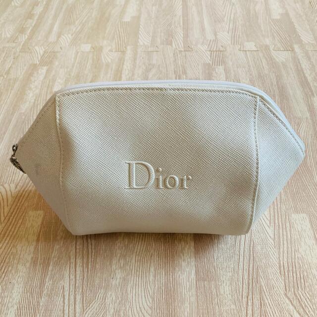 【新品未使用】Dior ディオール ポーチ ノベルティ ホワイトラメ レディースのファッション小物(ポーチ)の商品写真