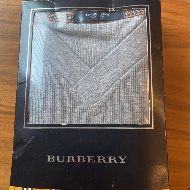 BURBERRY(バーバリー)のバーバリー   Vネック　Tシャツ メンズのトップス(Tシャツ/カットソー(半袖/袖なし))の商品写真
