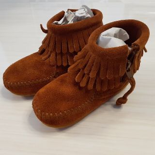 ミネトンカ(Minnetonka)のミネトンカ　ダブルフリンジブーツ(ブーツ)