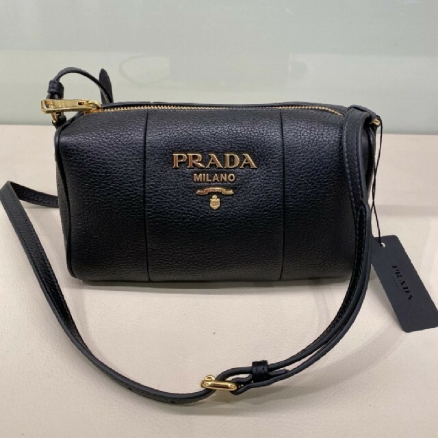 ☆PRADA☆ショルダーバッグ