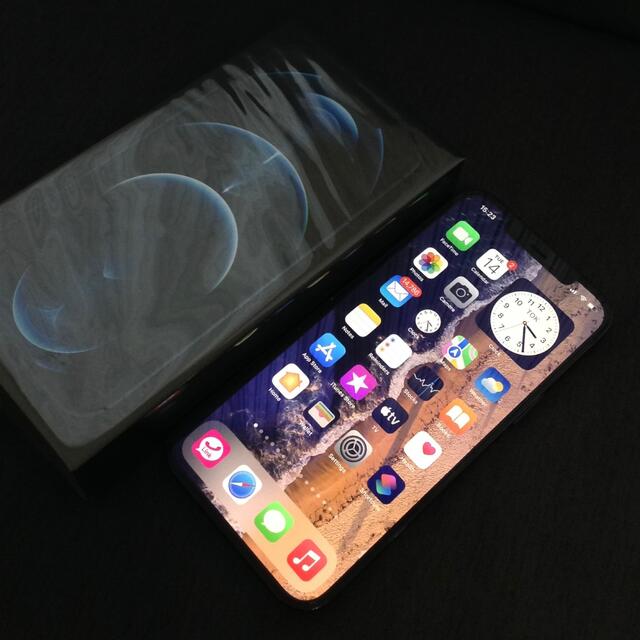 iPhone 12 Pro Max 256GB SIMフリー スマホ/家電/カメラのスマートフォン/携帯電話(スマートフォン本体)の商品写真